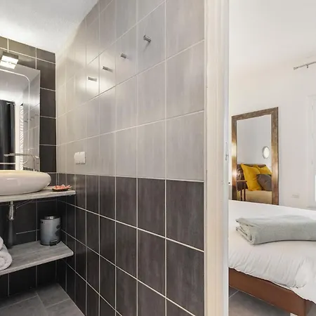 Sud Coursive Naturiste Appartement *